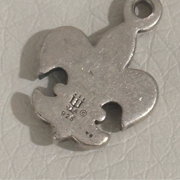 James Avery Fleur De Lis Charm or Pendant Retired Saints
Sterling Silver 925 - Picture 3 of 5